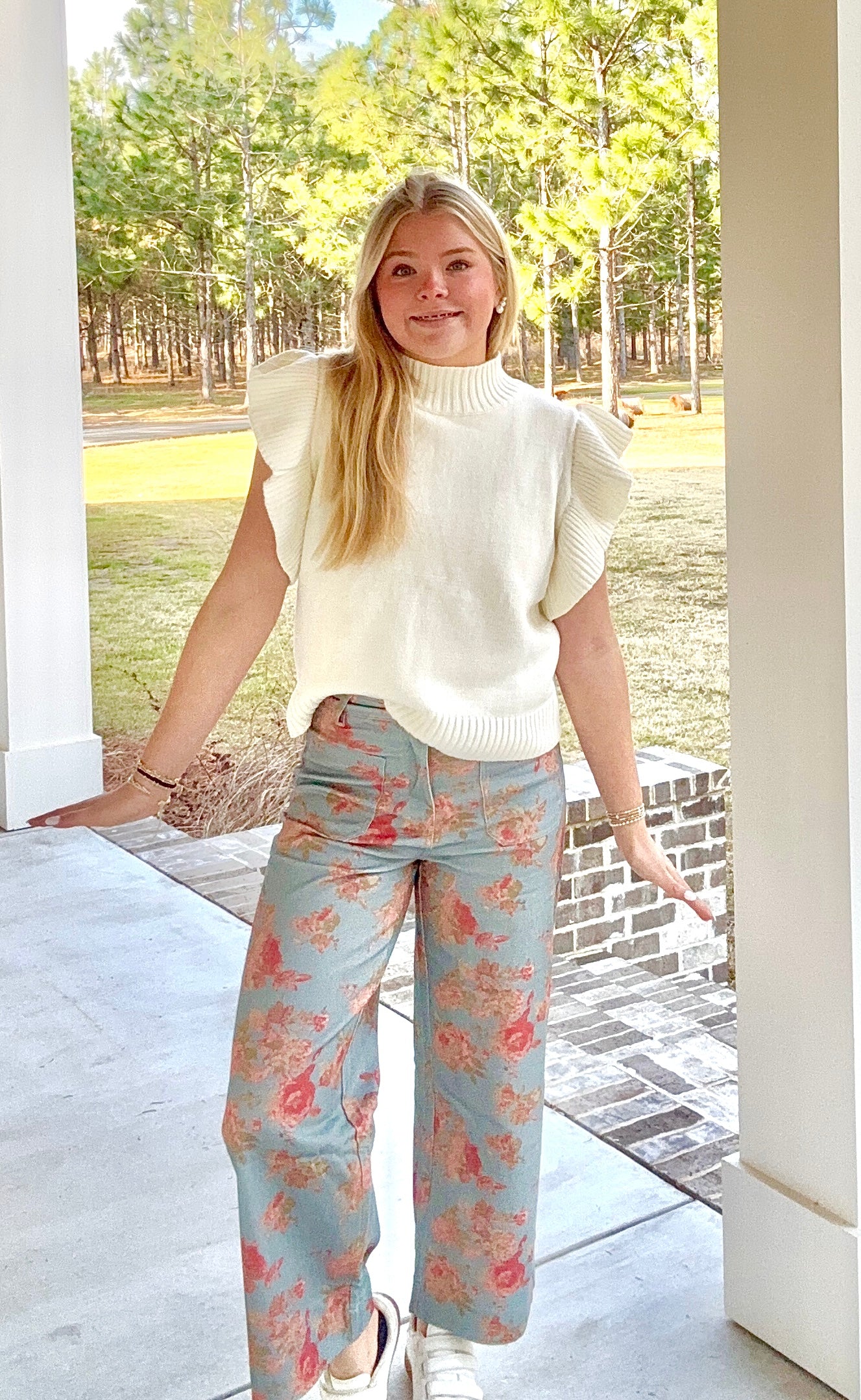 Standout Ruffle off white sweater
