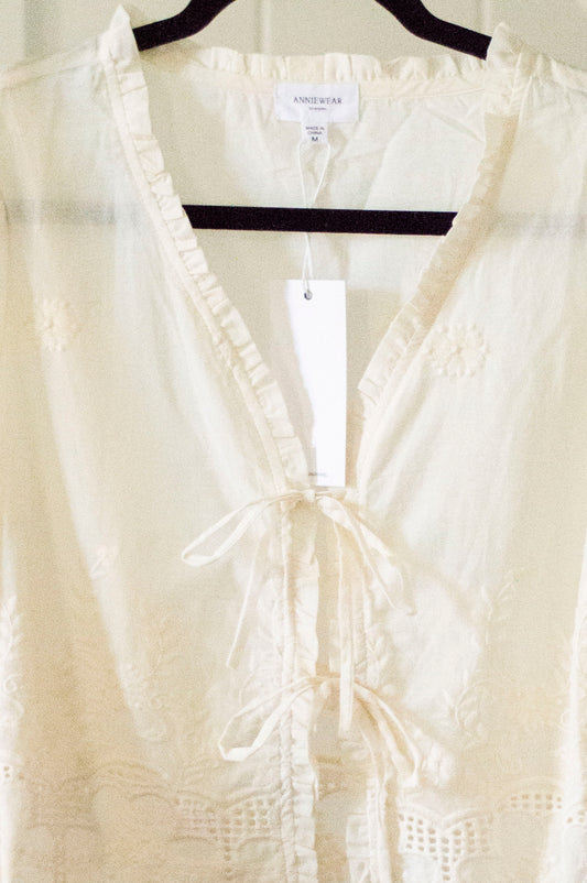 Sweet Lace Tie-front Top
