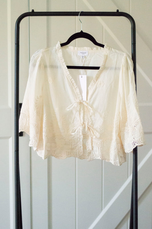 Sweet Lace Tie-front Top